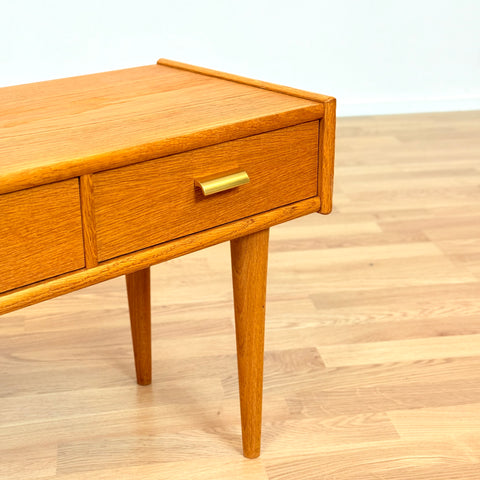 Swedish hall bench in oak