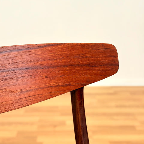 Danish set of 6 dining chairs in teak