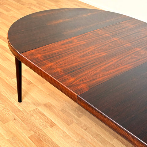 Danish round dining table by Kai Kristiansen for Feldballes Furniture Factory