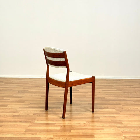 Danish set of 4 dining chairs in oak by FDB Møbler