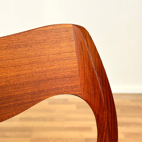 Danish set of 6 dining chairs 'model 71' by Niels O. Moller
