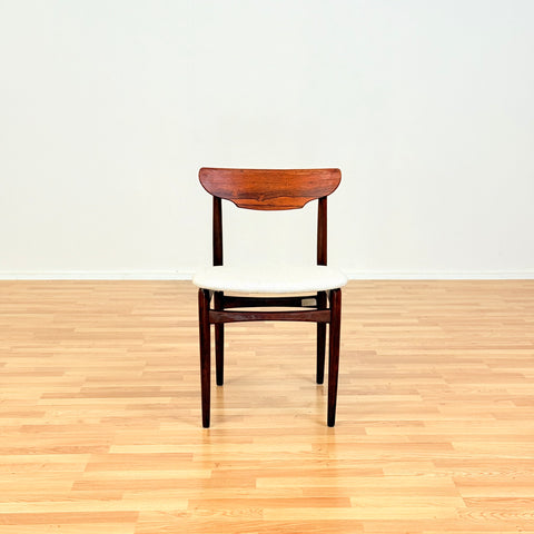 Danish set of 4 dining chairs in Santos rosewood