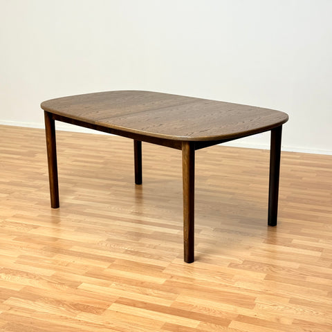 Reserved Danish oval dining table in oak