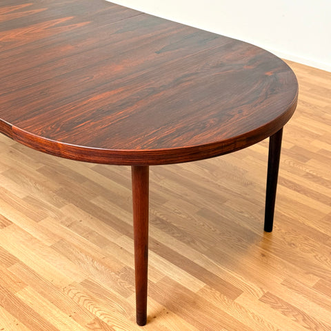Danish round dining table by Kai Kristiansen for Feldballes Furniture Factory