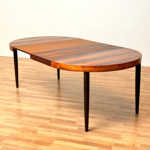 Danish round dining table by Kai Kristiansen for Feldballes Furniture Factory
