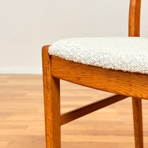 Swedish set of 4 dining chairs in oak