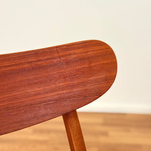 Danish set of 6 dining chairs in teak & beech
