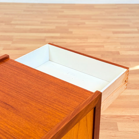 Swedish bedside table in teak by Gillis Lundgren, IKEA