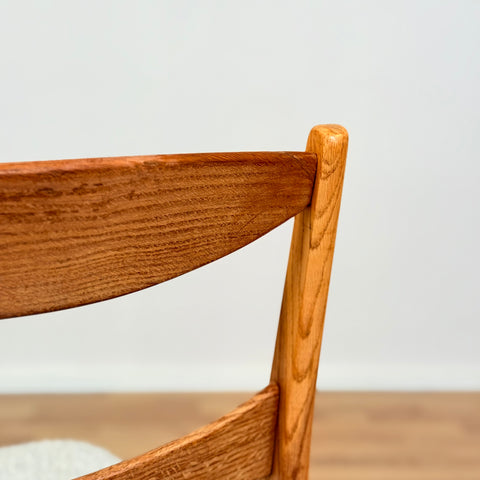 Swedish set of 4 dining chairs in oak