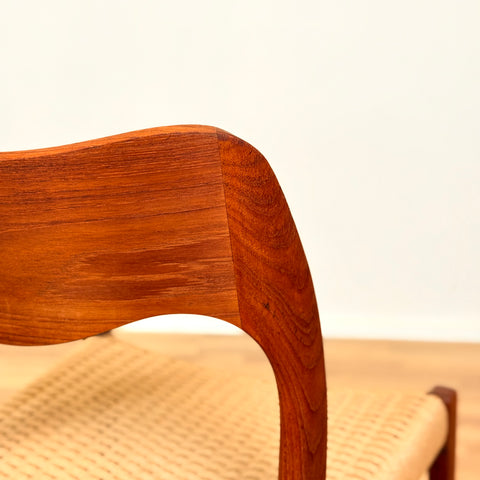 Danish set of 4 dining chairs 'model 71' by Niels O. Moller