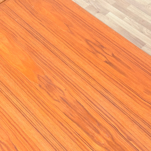 Danish dining table in teak