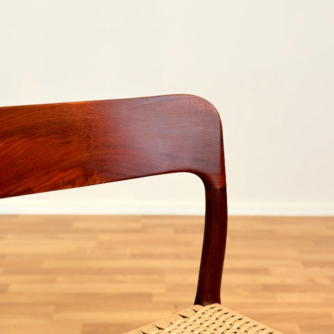 Danish set of 4 dining chairs 'model 75' by Niels O. Moller