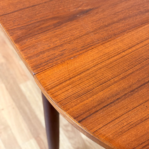 Danish dining table in teak "Arne Vodder style"