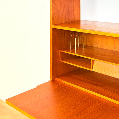 Swedish bookshelf in teak by Bräntorps Möbelfabrik