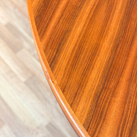 Large ⌀150 round dining table in walnut