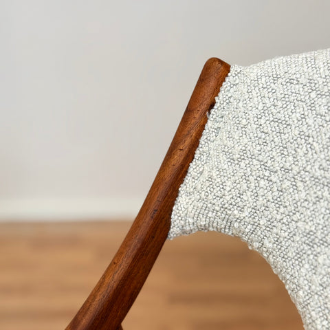 Danish set of 6 dining chairs in walnut