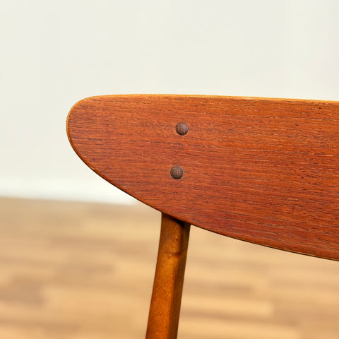 Danish set of 4 dining chairs 'model 210' in teak by Farstrup