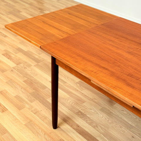 Danish rectangular dining table in teak