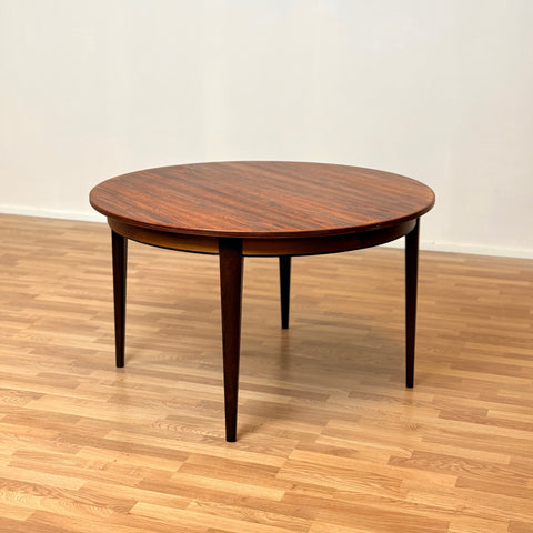 Danish round dining table 'model nr. 55' with 1 ext by Omann Jun A/S