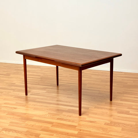 Danish rectangular dining table in teak