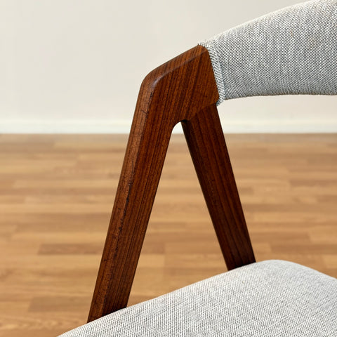 Danish set of 4 dining chairs in walnut