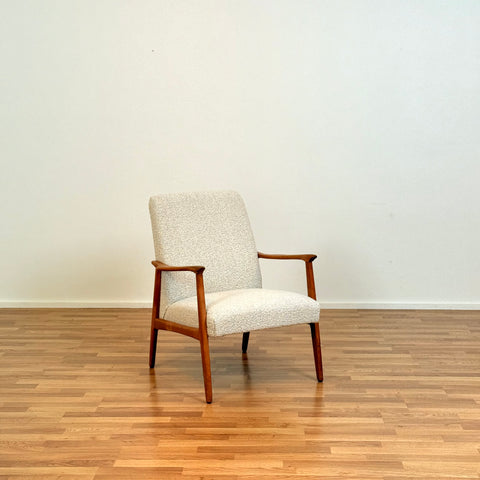 Armchair in solid oak, 1950s-60s Denmark