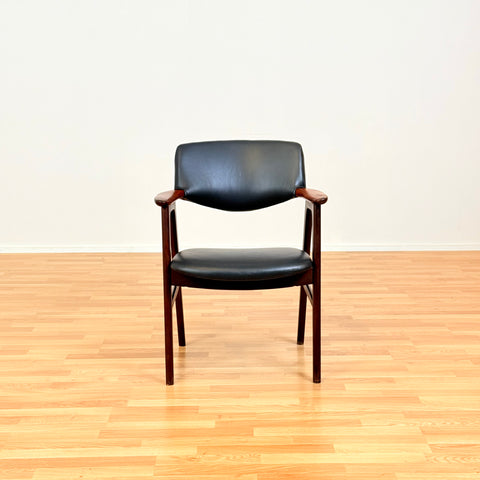 Danish set of 2 dining armchairs in Santos rosewood & beech by Erik Kirkegaard for Høng Stolefabrik