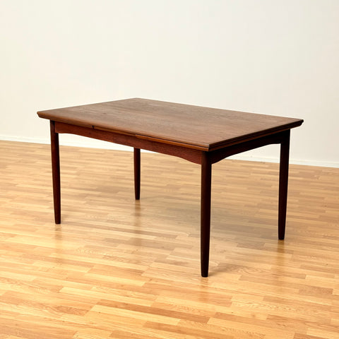 Danish rectangular dining table in teak