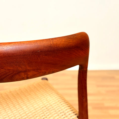 Danish set of 4 dining chairs 'model 75' by Niels O. Moller