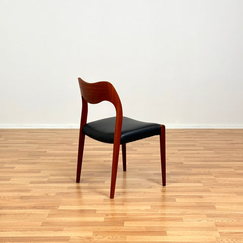 Danish set of 6 dining chairs 'model 71' by Niels O. Moller