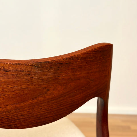 Danish set of 6 dining chairs 'model 71' by Niels O. Moller