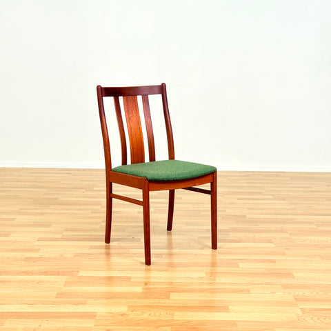 Swedish set of 4 dining chairs in teak