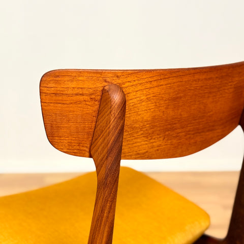 Danish set of 6 dining chairs in teak by Schiønning & Elgaard