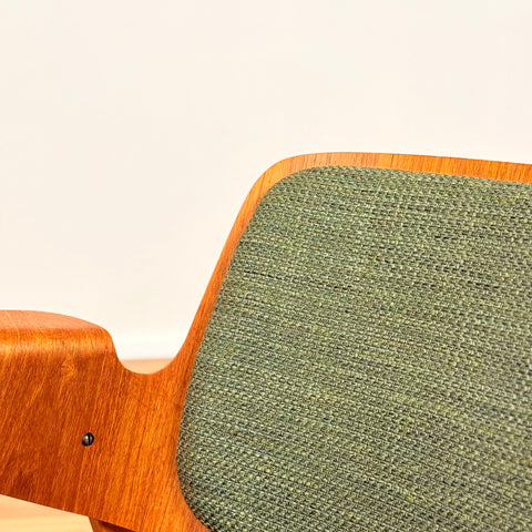 Swedish armchair in teak by Elias Barup for Gärsnäs