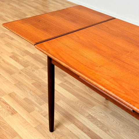 Danish rectangular dining table in teak