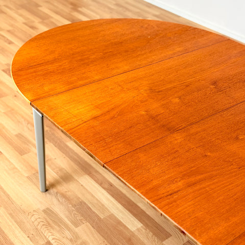 Swedish round dining table in teak by Abra