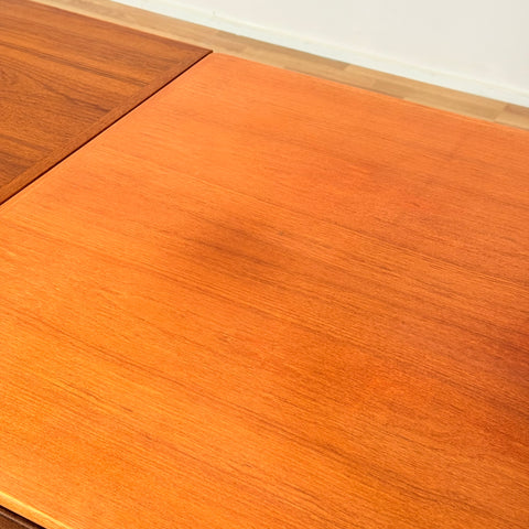 Danish rectangular dining table in teak by Johannes Andersen for Uldum møbelfabrik