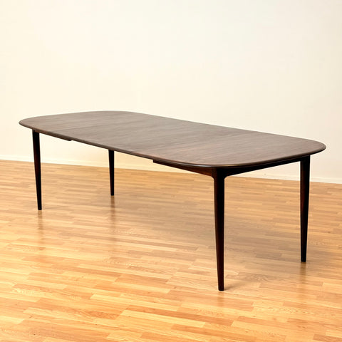 Danish dining table in Santos rosewood by Skovmand & Andersen