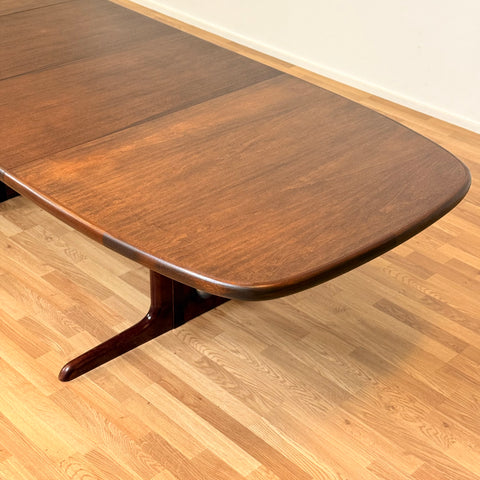 Oval dining table in teak by Skovby, 1960s-70s, Denmark