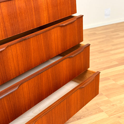 Danish chest of drawers in teak