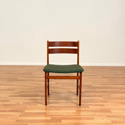 Set of 4 dining chairs in teak, 1950s-60s, Denmark