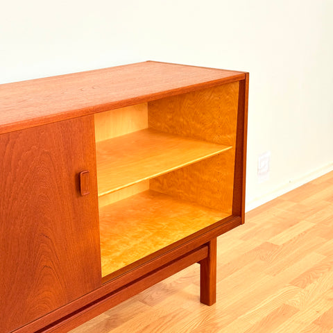Swedish sideboard in teak by Nils Jonsson for Troeds, Bjärnum, model 'Arild'