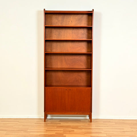 Swedish bookshelf in teak & mahogany