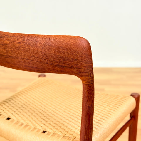 Danish set of 2 dining chairs 'model 75' by Niels O. Moller