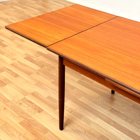 Danish rectangular dining table in teak