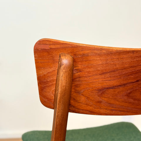 Set of 8 dining chairs in teak & beech, 1950s-60s, Denmark