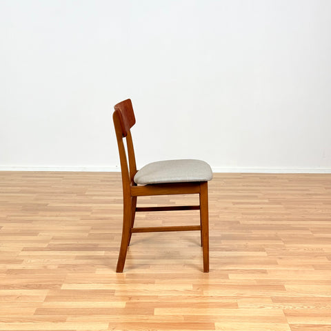 Danish set of 4 dining chairs in teak & beech