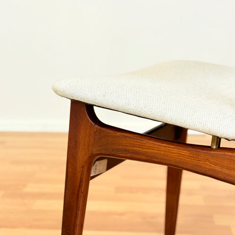 Danish set of 6 dining chairs in teak by Schiønning & Elgaard