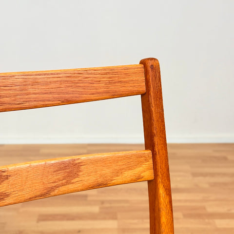 Swedish set of 4 dining chairs in oak