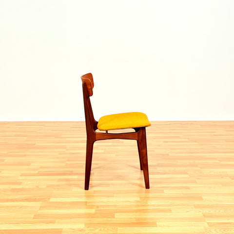 Danish set of 6 dining chairs in teak by Schiønning & Elgaard